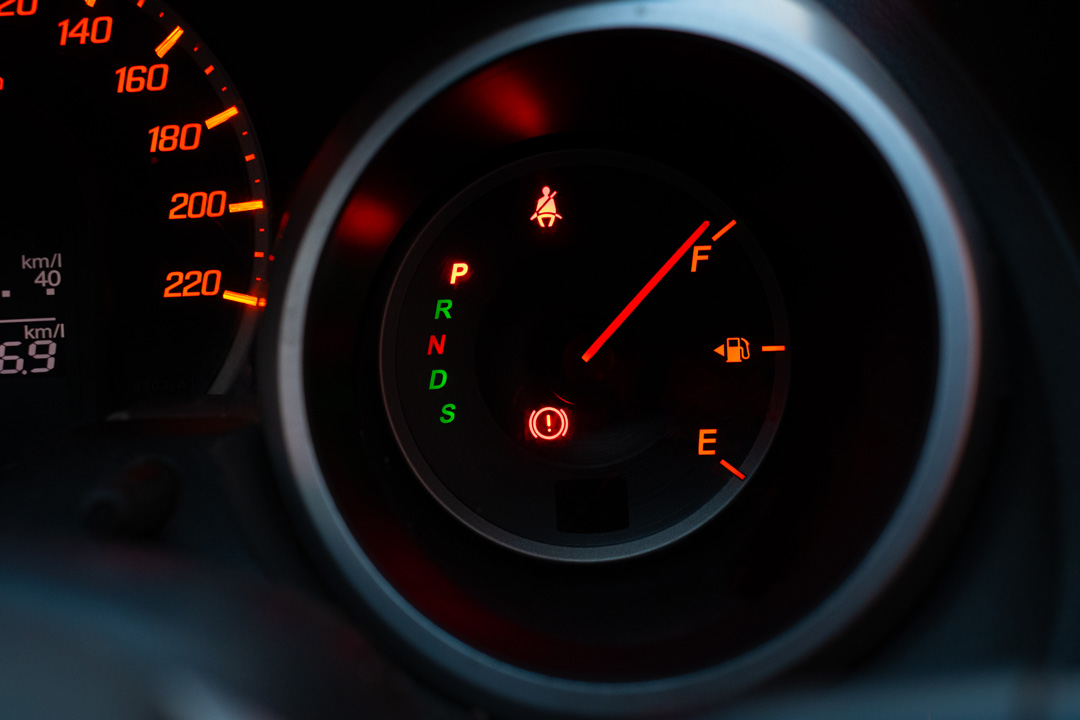 fill-the-gas-car-tank-2023-11-27-05-34-34-utc